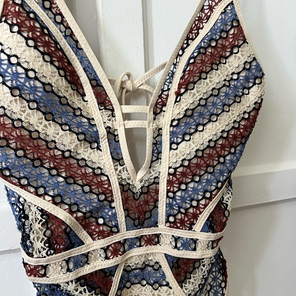 BECCA Driftwood Crotchet Bikini - S - Picture 5 of 8